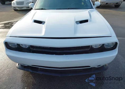 2014 Dodge Challenger Sxt z USA, uszkodzony, nr VIN 2C3CDYAG0EH149589